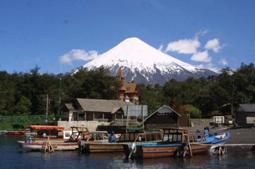 Petrohue Lodge Exterior photo